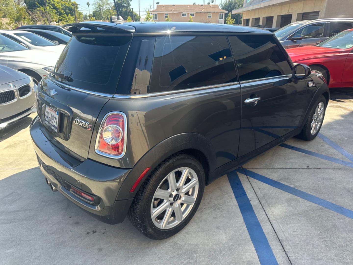 2012 Black /Black Mini Cooper Cloth (WMWSV3C52CT) with an 4Cylinder engine, Manual transmission, located at 30 S. Berkeley Avenue, Pasadena, CA, 91107, (626) 248-7567, 34.145447, -118.109398 - Tank : 13.20 Anti-Brake System : 4-Wheel ABS Steering Type : Rack and Pinion Front Brake Type : Disc Rear Brake Type : Disc Turning Diameter : 35.10 Front Suspension : Ind Rear Suspension : Ind Front Spring Type : Coil Rear Spring Type : Coil Tires : 195/55R16 Front Headroom : 38.80 Re - Photo#4